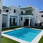 Casa Dante * Tías